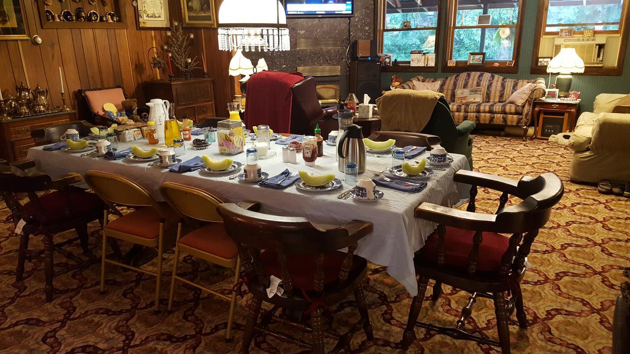 Whisperin' Pines Chalet クーパーズタウン エクステリア 写真